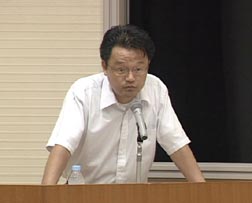 深沢 秋人 氏
