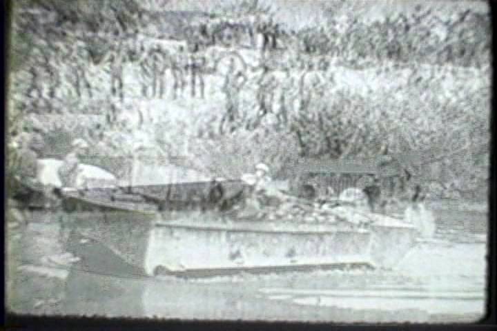 沖縄の海兵隊　1945年4月3日　2