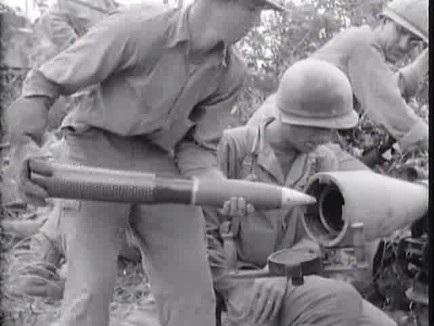 75ミリ無反動砲：傷病兵の撤退　1945年6月19日